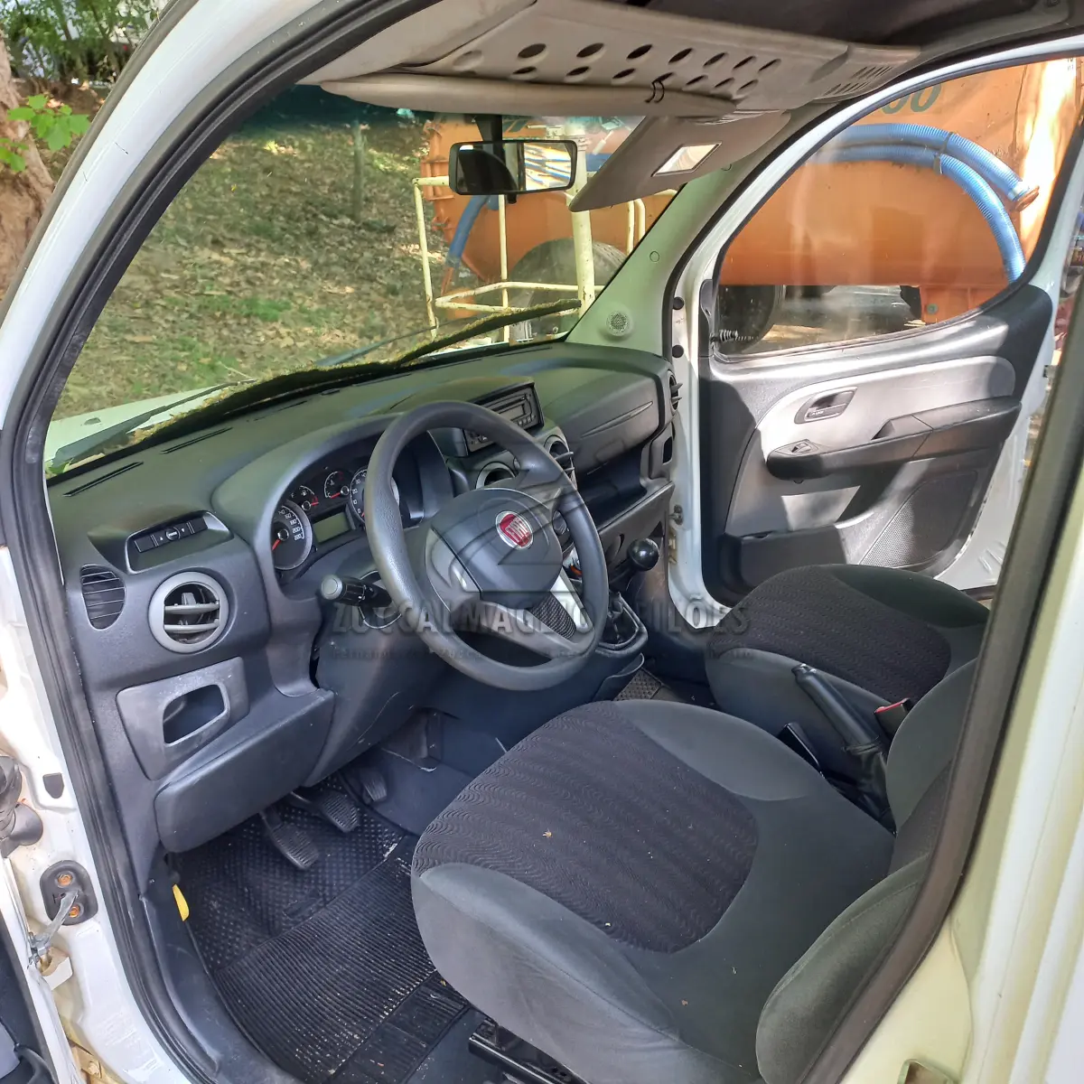 LOTE 009 - FIAT DOBLO IVC1399