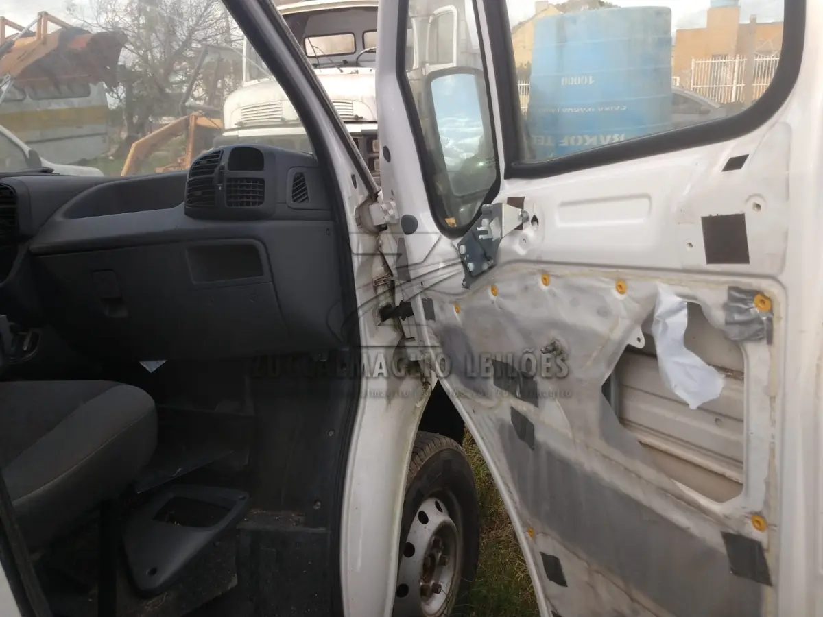 LOTE 001 - DUCATO IRF5777