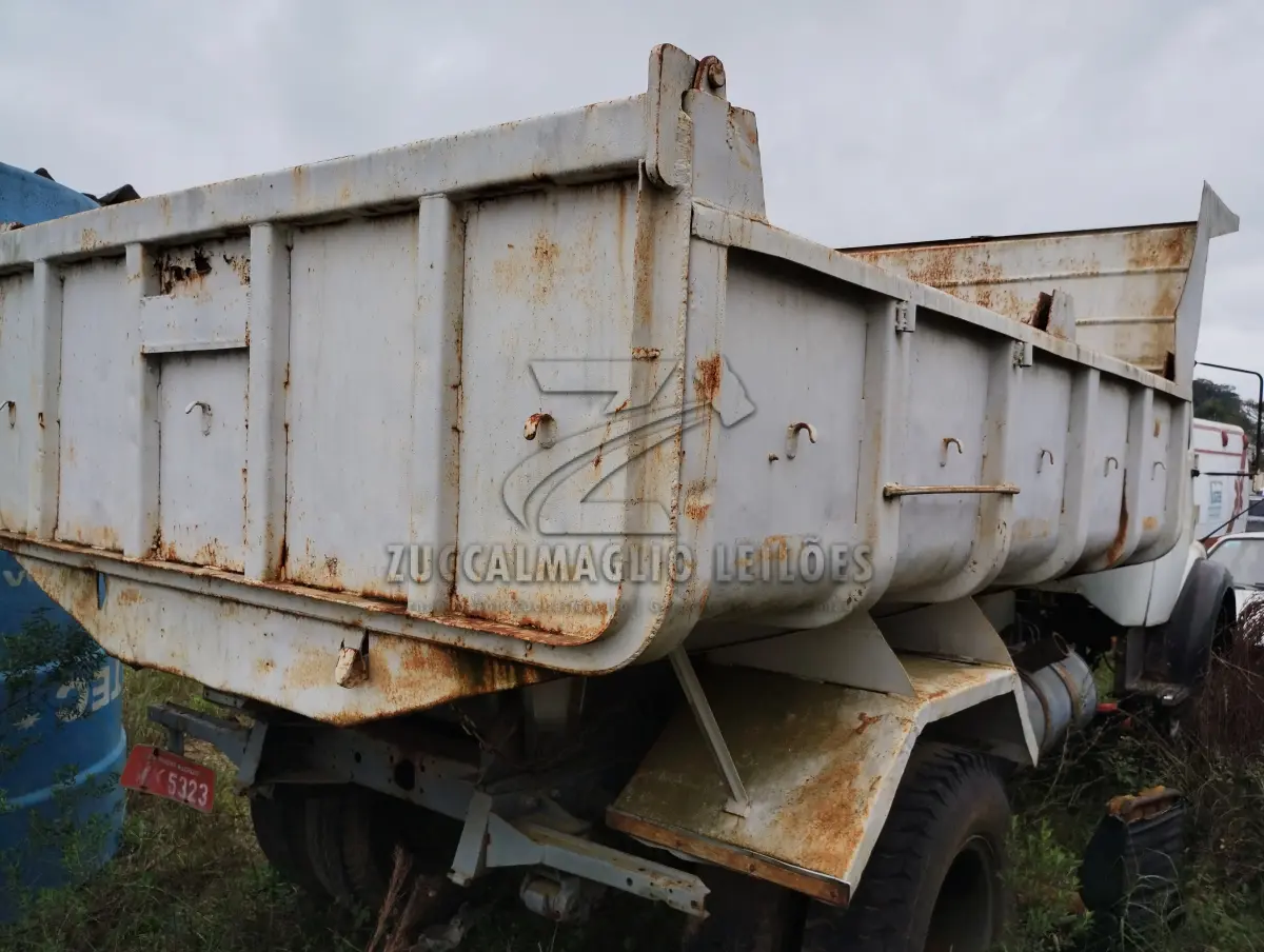 LOTE 021 - CAMINHAO MB IMK5323