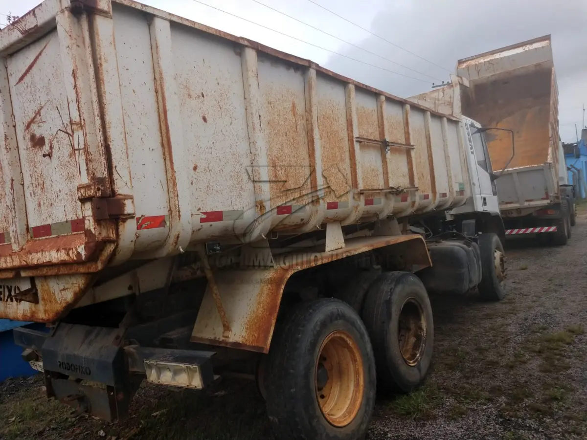 LOTE 020 - VEICULO CAMINHAO IVECO - IRP9516