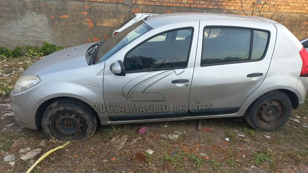 LOTE 001 - SANDERO Expression Hi-gasolina  1.6 8V 5p Ano Mod. 2012