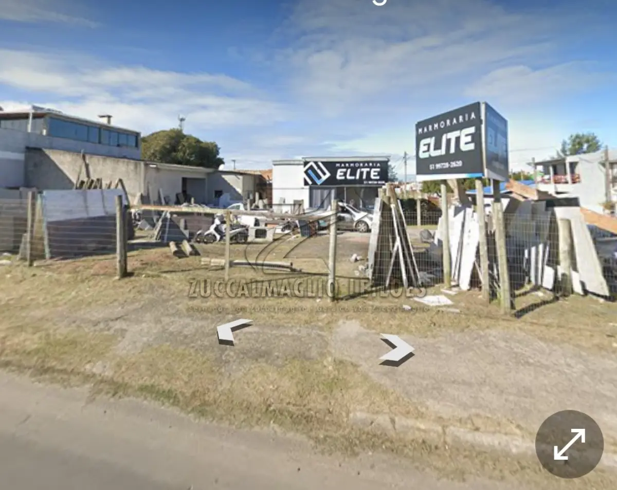 LOTE 001 - Terreno na praia do Arco Iris , na Av. Paraguassu esquina com a Rua Centauro, nr. 480, Municipio de Capão da Canoa