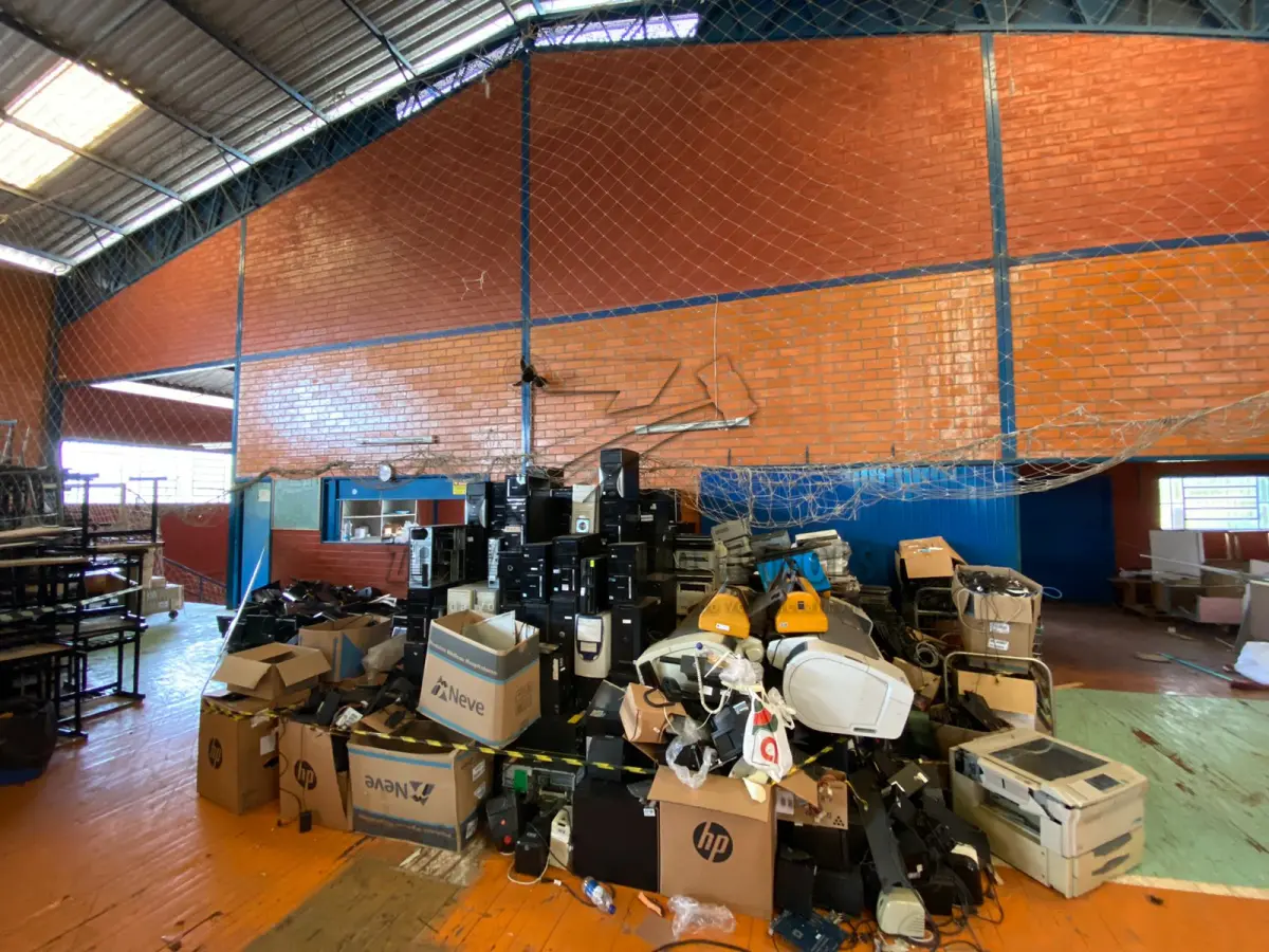 LOTE 002 - EQUIPAMENTOS DE INFORMÁTICAS( CPUS, MONITORES, IMPRESSORAS E OUTROS)  ( 590 unidades)
