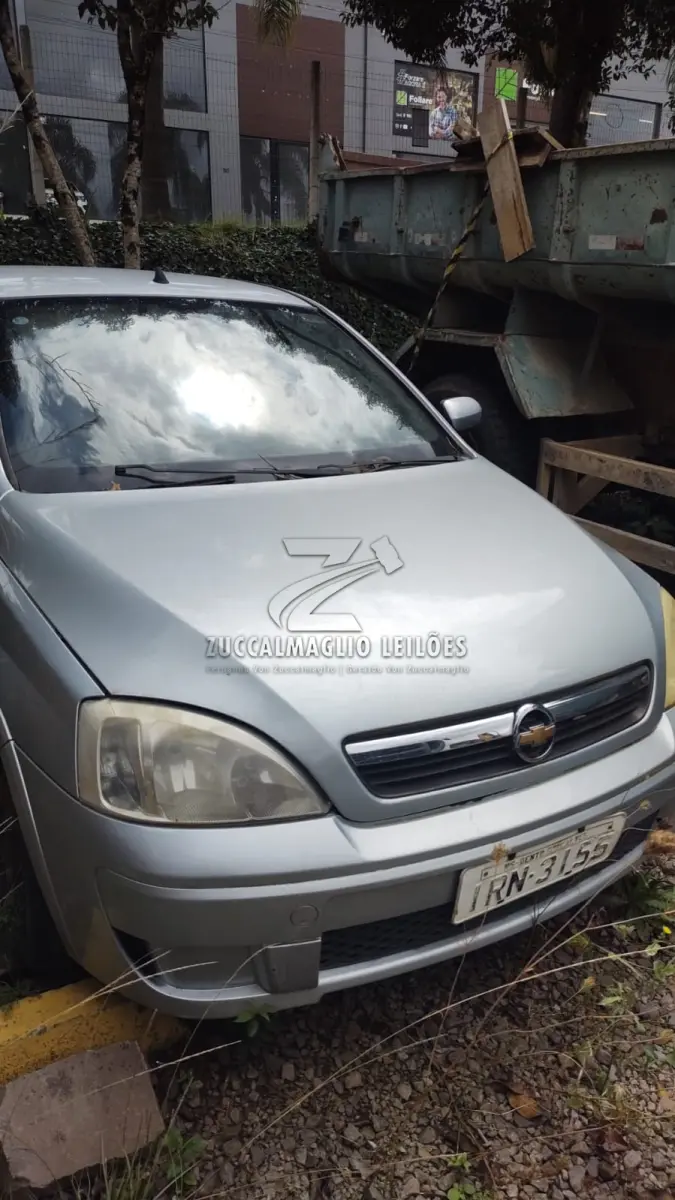 LOTE 012 - AUTOMOVEL Corsa Sedam Premium 1.4 - marca GM  IRN-3155