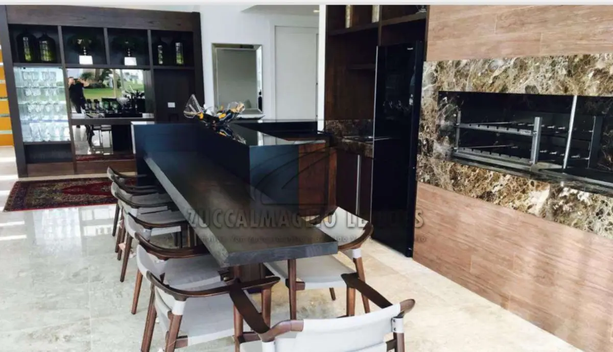 LOTE 001 - residência de alto padrão de luxo  no condomínio Enserada Lagos de Xangri-la , lote E 40 e E 41  com area real privativa de 974,74m2