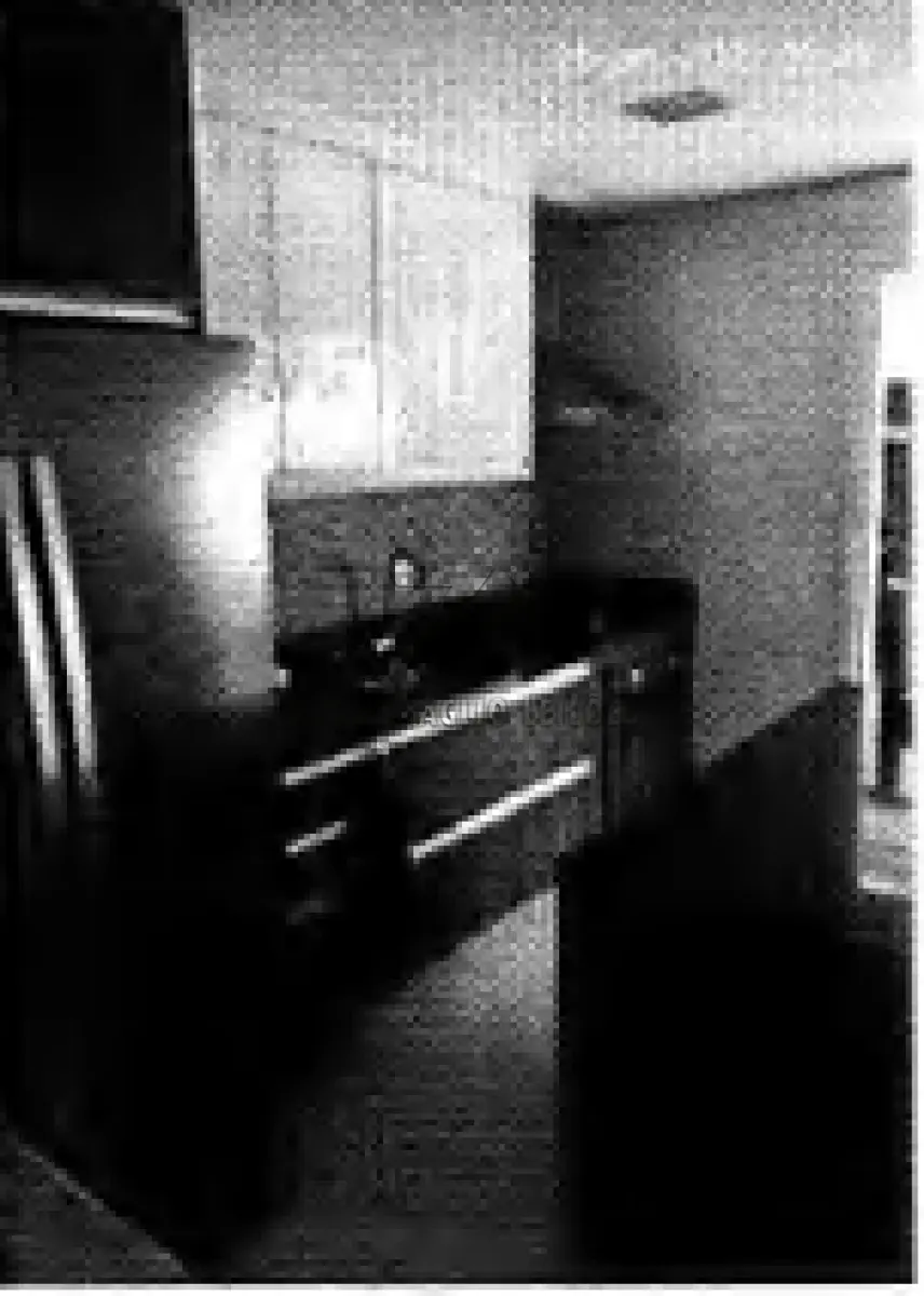 LOTE 002 - RESIDENCIA FAMILIAR COM 206 M2 - PORTO ALEGRE ( 1 suite + 2 dormitorios,  2 salas, garagem 3 carros)s