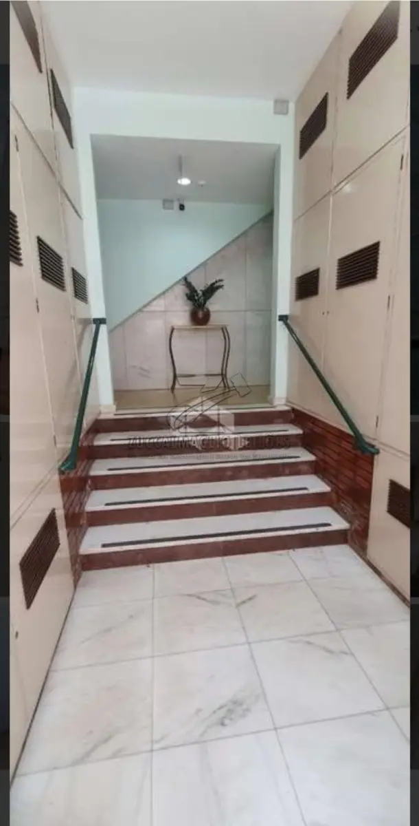 LOTE 001 - apartamento na Rua General Bento Martins, 702, apto 603, com 56,700m2 área total , centro histórico de PoA, com living e elevador