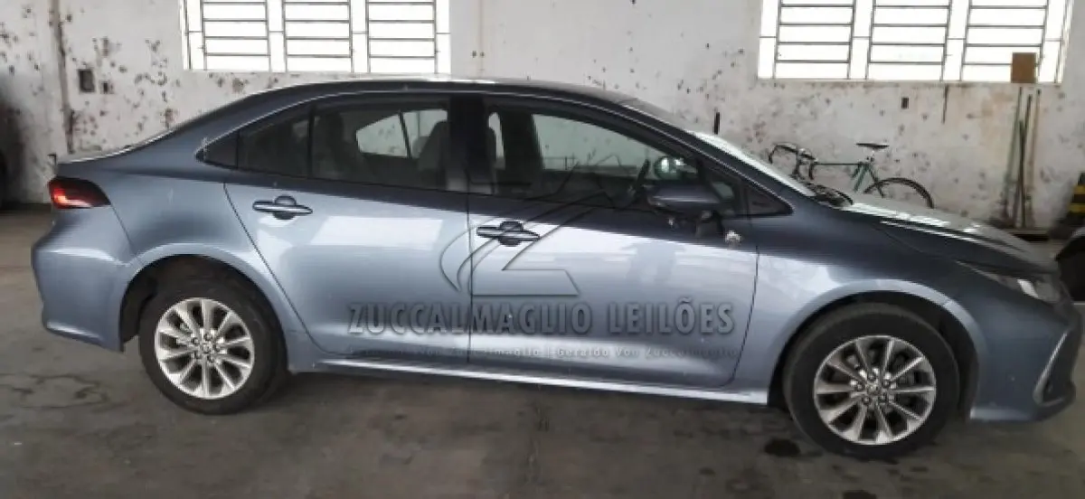 LOTE 003 - veiculo Toyota corolla GLI cinza, ano 2020 flex