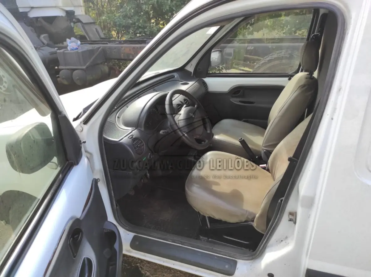 LOTE 004 - RENAULT KANGOO EXPRESS