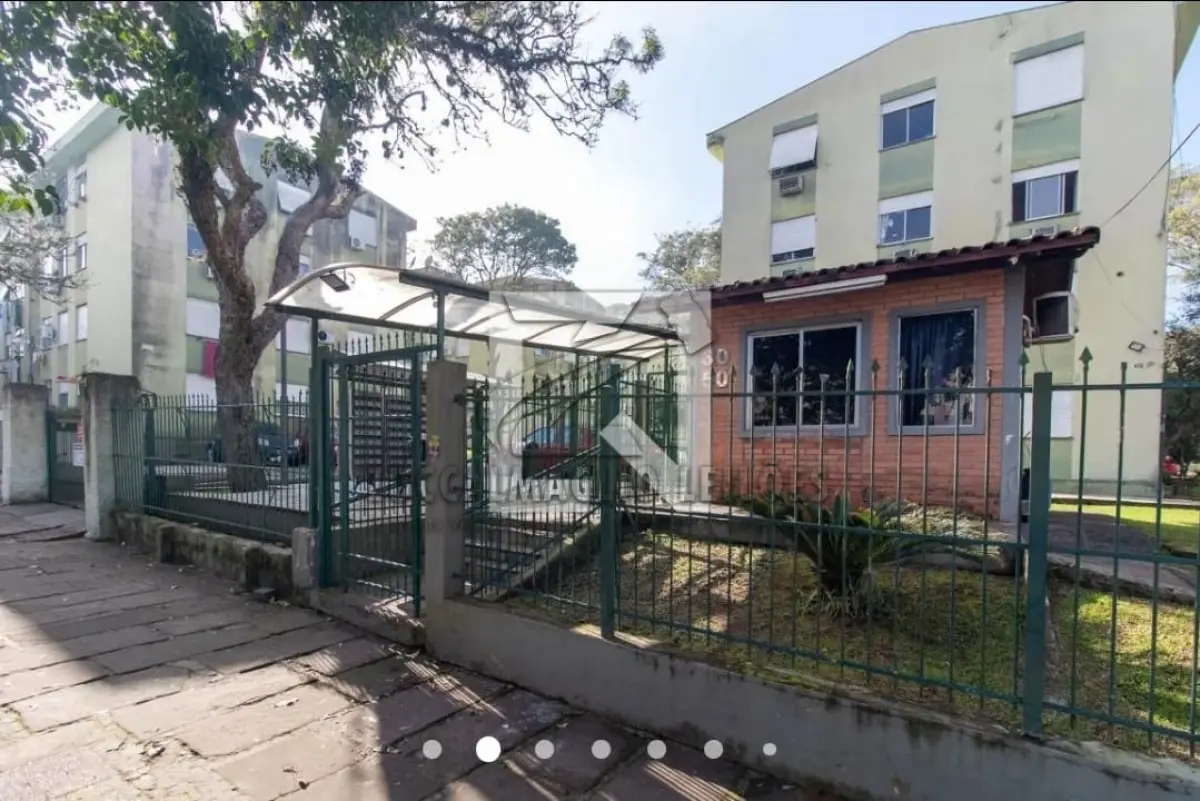 Foto de APARTAMENTO NR. 206, BLOCO A, NA ESTRADA JOÃO SALOMONI, 823 COM 52,229M2