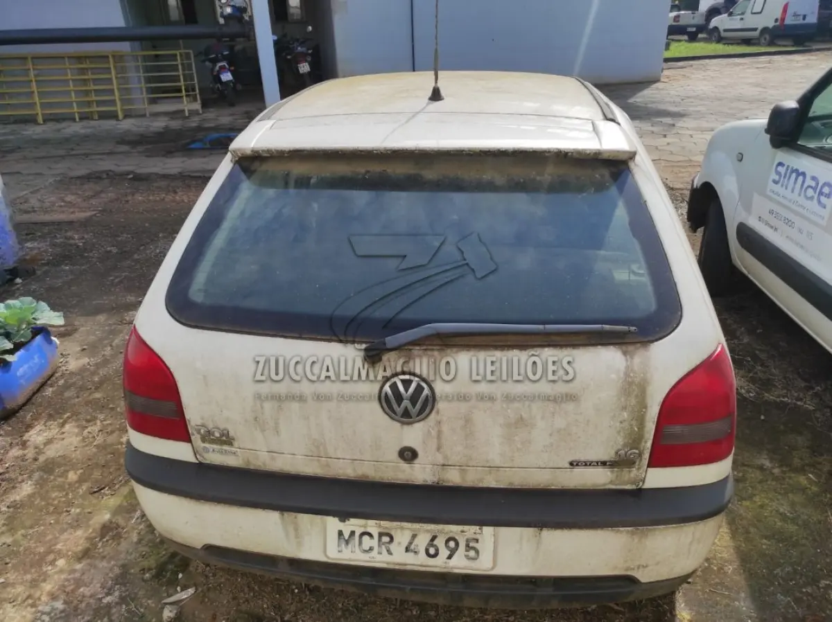 LOTE 010 - VEICULO VOLKSWAGEN GOL MCR4695