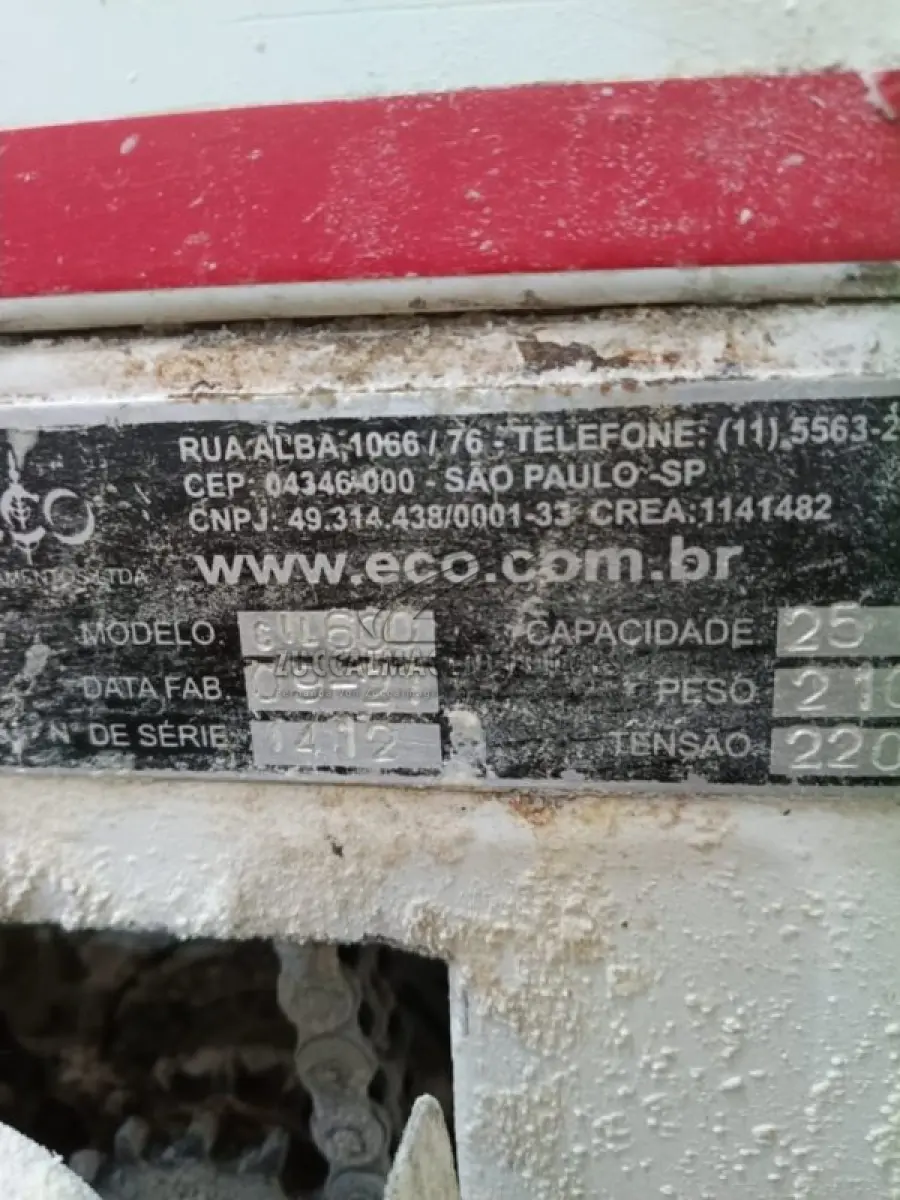 LOTE 017 - cilindro automático, industrial, Linha Profissional, marca ECO CL600, série 1412, fabricado 2021, capacidade 23 -25kg, rolos de 600mm, peso 210kg, tensão 220 V.