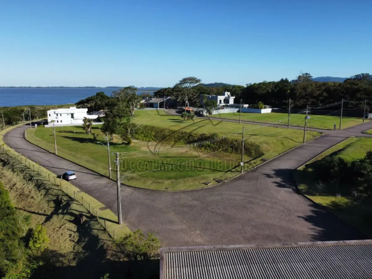 Foto de UM TERRENO NO CONDOMINIO RESIDENCIAL HORIZONTAL GREEN SAILS, LOTE 46, QUADR...