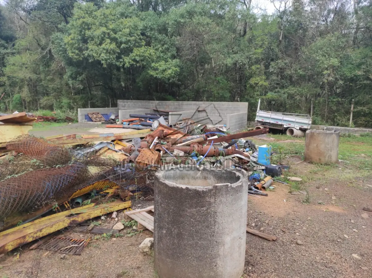 LOTE 026 - sucatas metalicas, outras sucatas.
