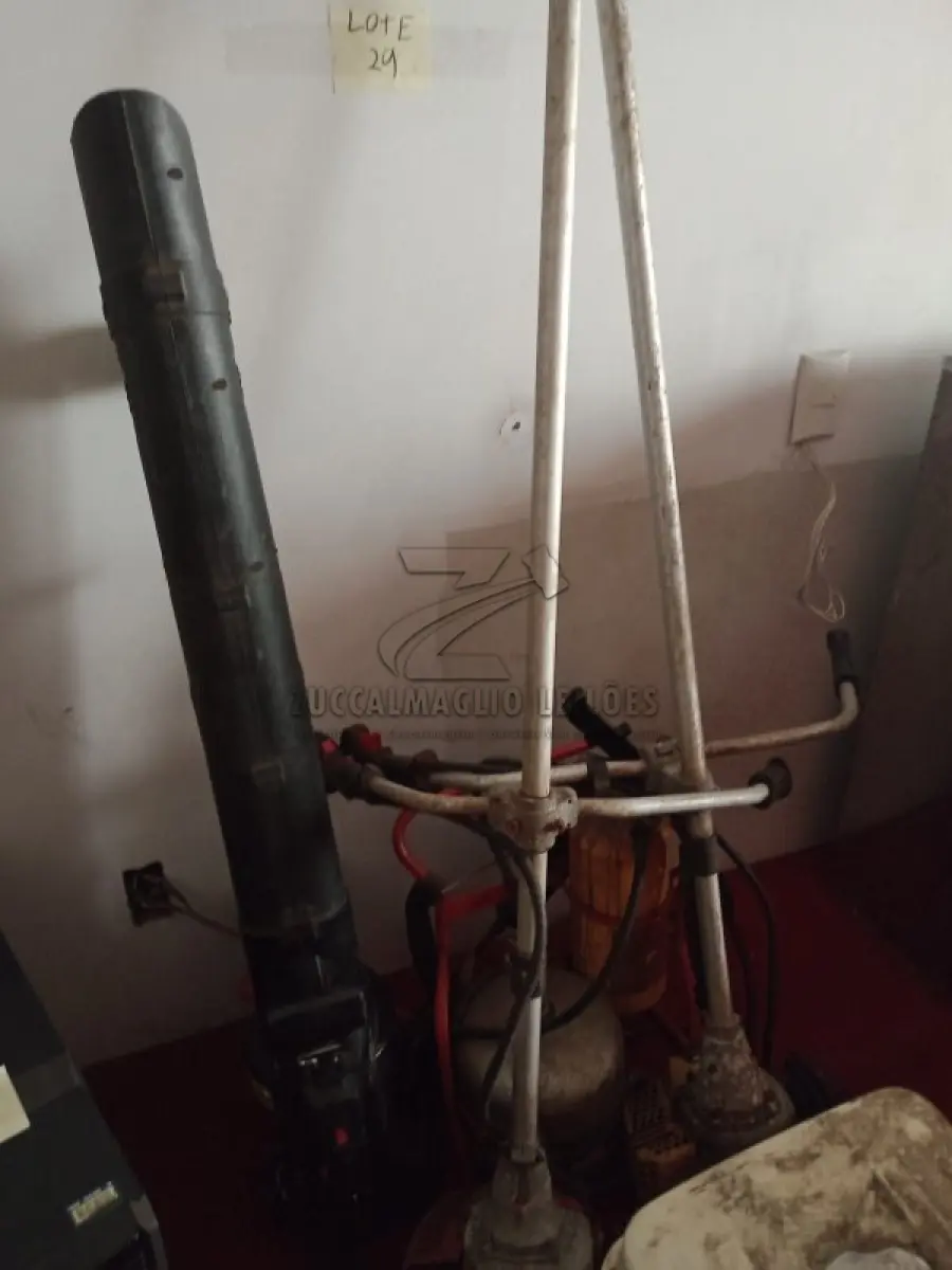 LOTE 029 - FRESADORA, EQUIPAMENTOS DIVERSOS