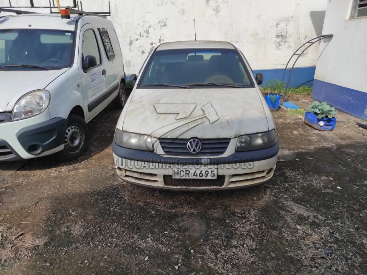 LOTE 010 - VEICULO VOLKSWAGEN GOL MCR4695