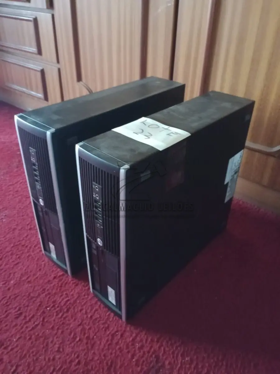 LOTE 023 - Computador Desktop HP compaq 8200