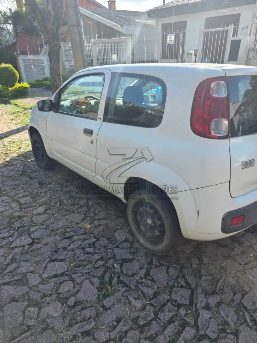 LOTE 001 - uno branco Vivace, ano 2014, flex, placas IVL 2058, com km 111260, com chaves e estepe
