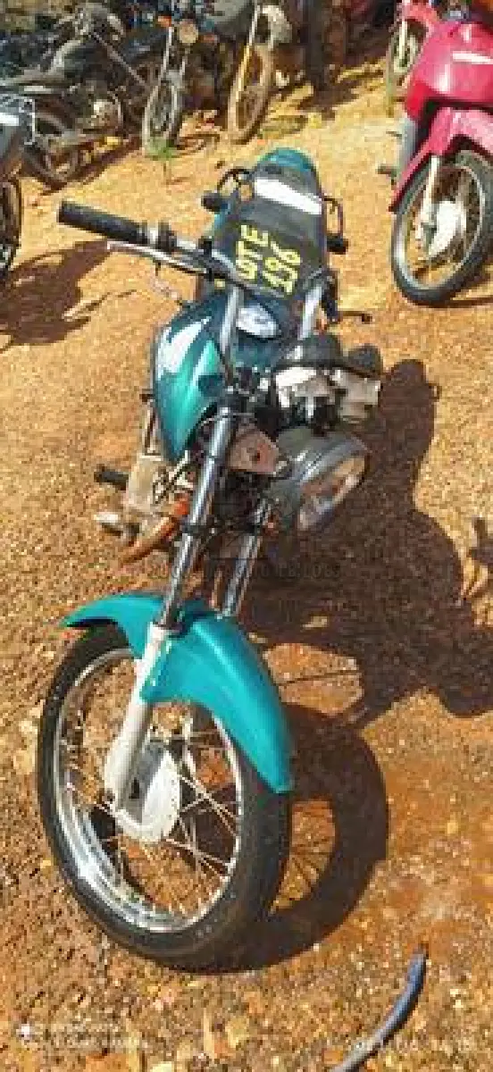 LOTE 0196