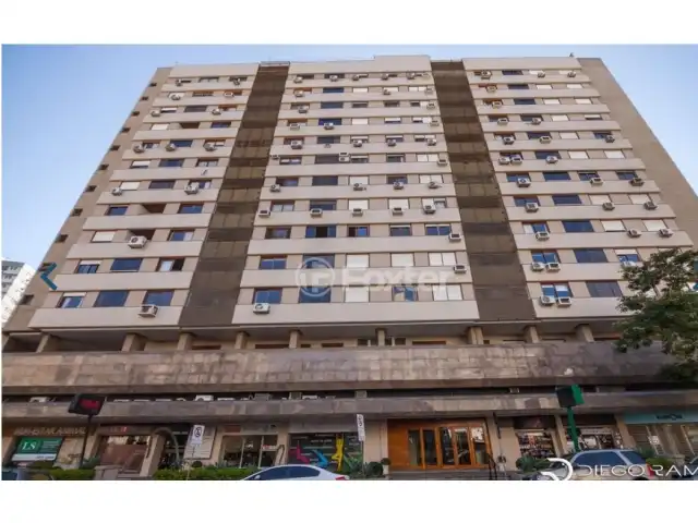 Excelente apartamento na Rua Irmão José Otão,  170/1003, com 120,24m2, Bairro Independência