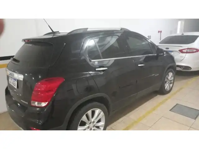 leilão veiculo tracker Premier 2019, placas IZT4G56, preta 2019, flex 4 portas