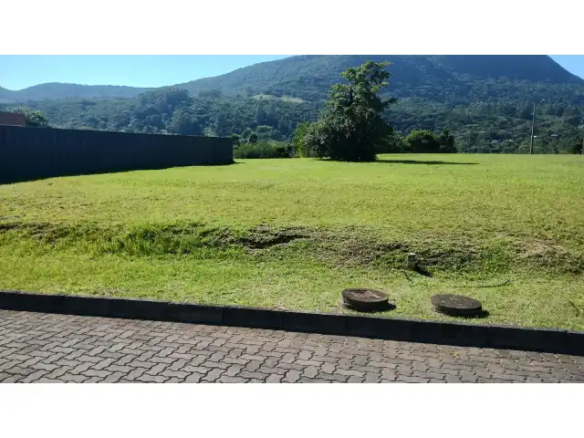 terreno no condominio Horizontal Green Salis, Lote 14 , com 450m2 privativos , Comarca de Osório, matricula nr. 109646 Osorio