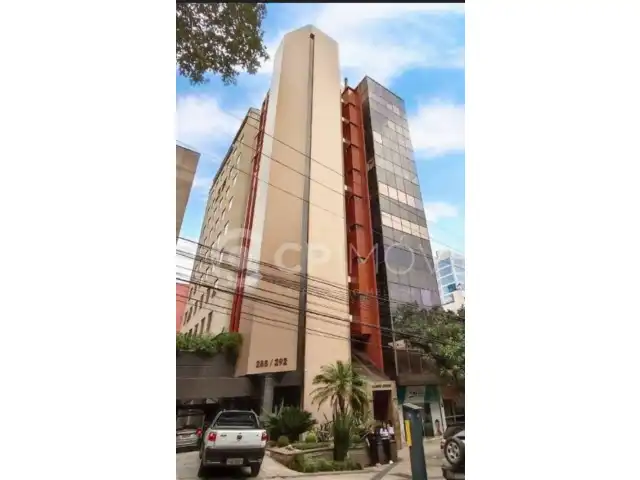 uma sala comercial, em bairro nobre, na Rua Dr. Florêncio Ygartua, nr. 288, conjunto 801, com 33,01 m2