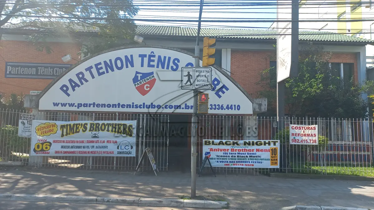 LOTE 001 - Sede do Clube Partenon Tênis Clube
