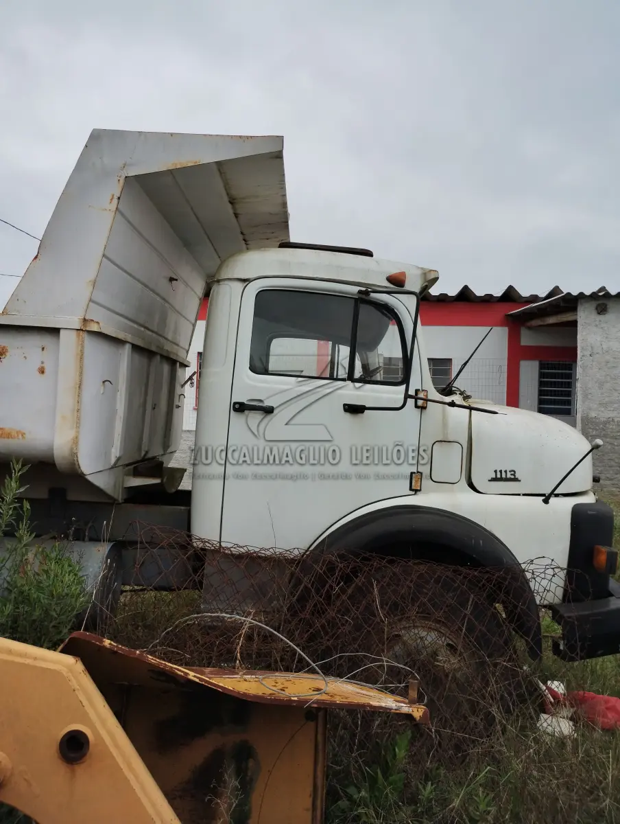 LOTE 021 - CAMINHAO MB IMK5323