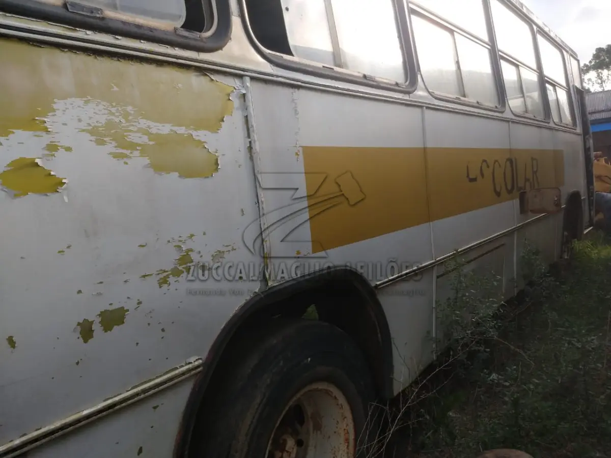LOTE 009 - ONIBUS IKD5880
