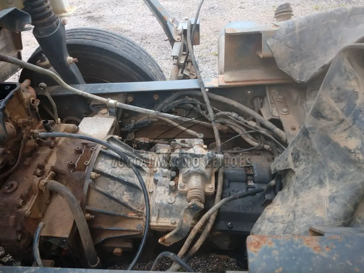 LOTE 020 - VEICULO CAMINHAO IVECO - IRP9516