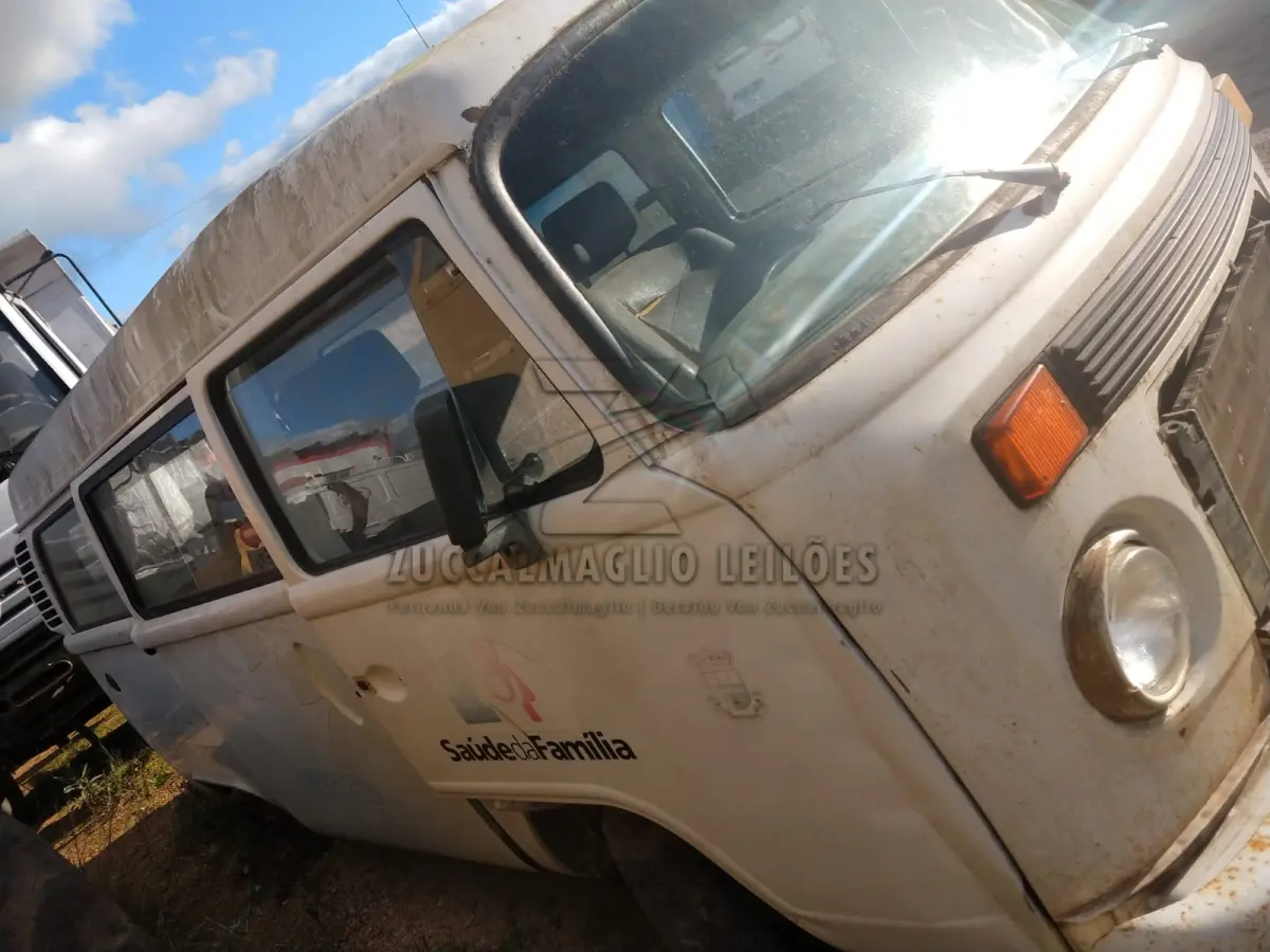LOTE 017 - KOMBI IQW2239