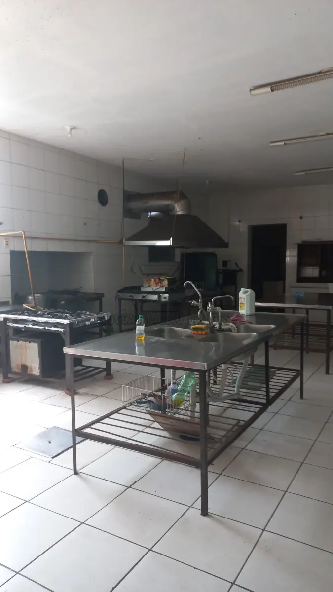 LOTE 001 - Sede do Clube Partenon Tênis Clube