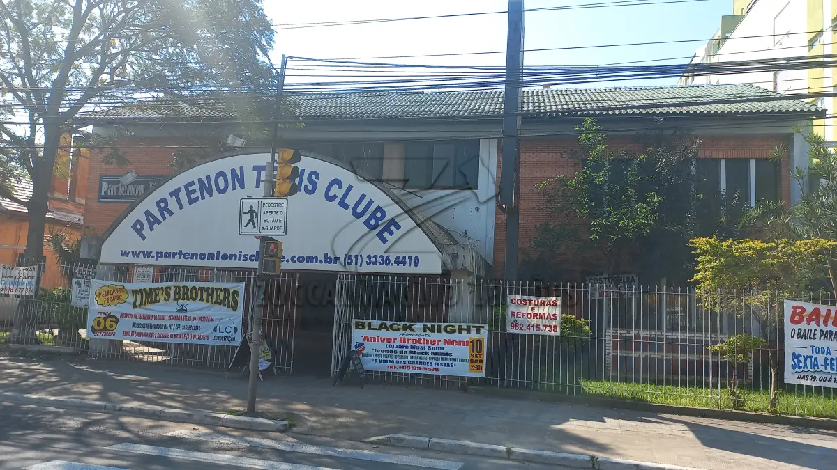 LOTE 001 - Sede do Clube Partenon Tênis Clube