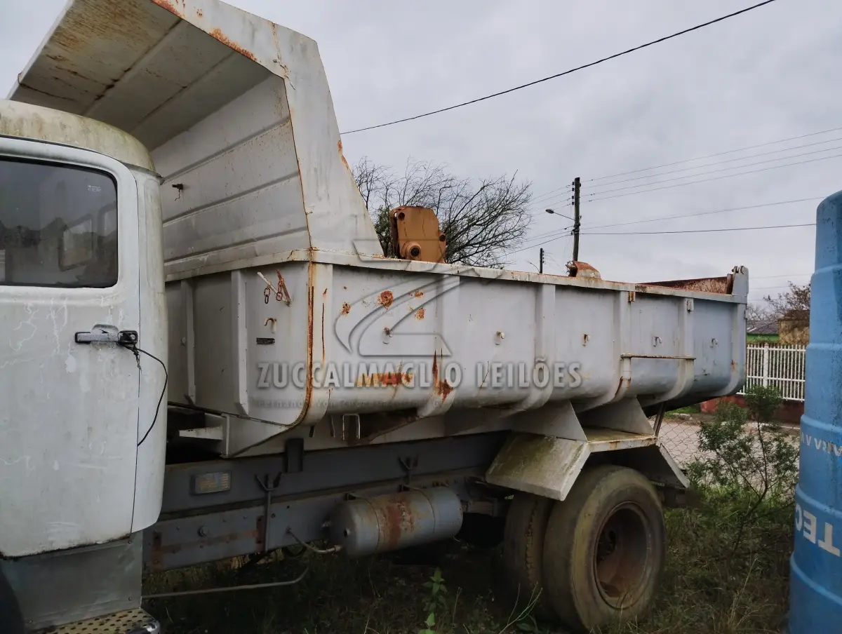 LOTE 021 - CAMINHAO MB IMK5323
