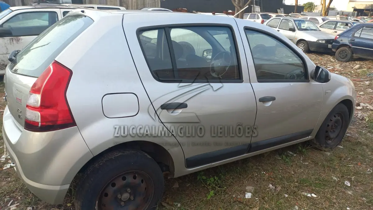 LOTE 001 - SANDERO Expression Hi-gasolina  1.6 8V 5p Ano Mod. 2012