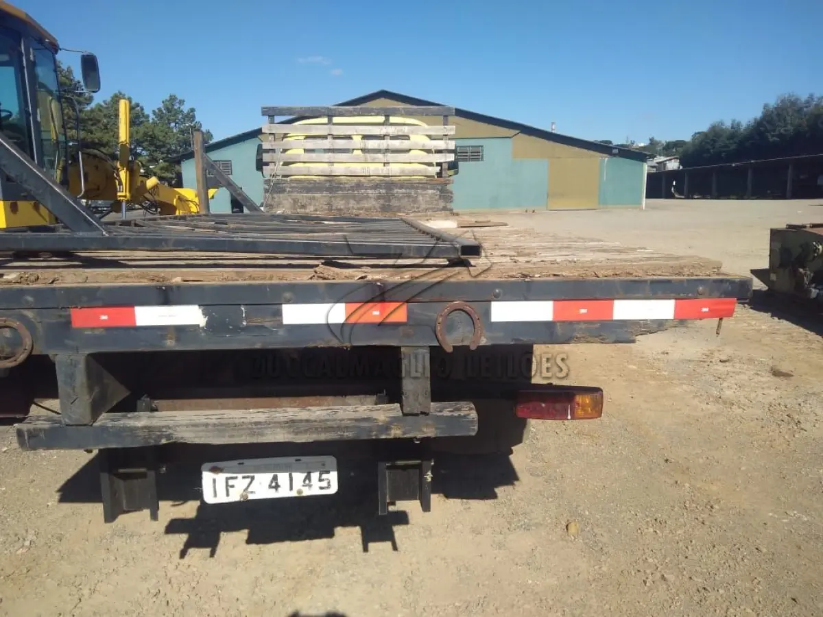 LOTE 005 - 01 MERCEDES BENZ M.BENZ/L.13, COR AMARELA, ANO 1976, PLACA IFZ 4145, RENAVAM 57150320, CHASSI 3440312311917