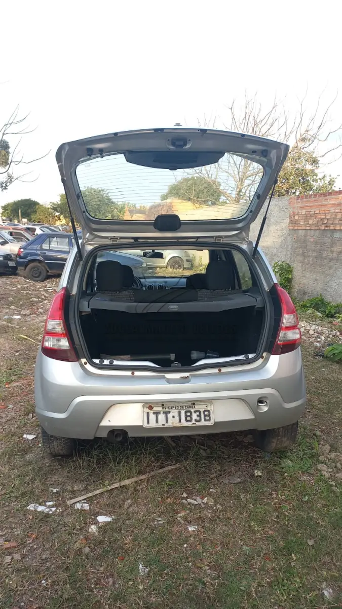 LOTE 001 - SANDERO Expression Hi-gasolina  1.6 8V 5p Ano Mod. 2012