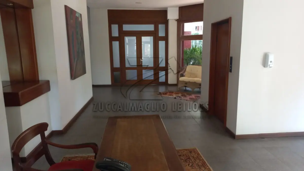 LOTE 001 - Duplex na Rua Dr. Tauphick Saadi, 33/704 com 187,44m2