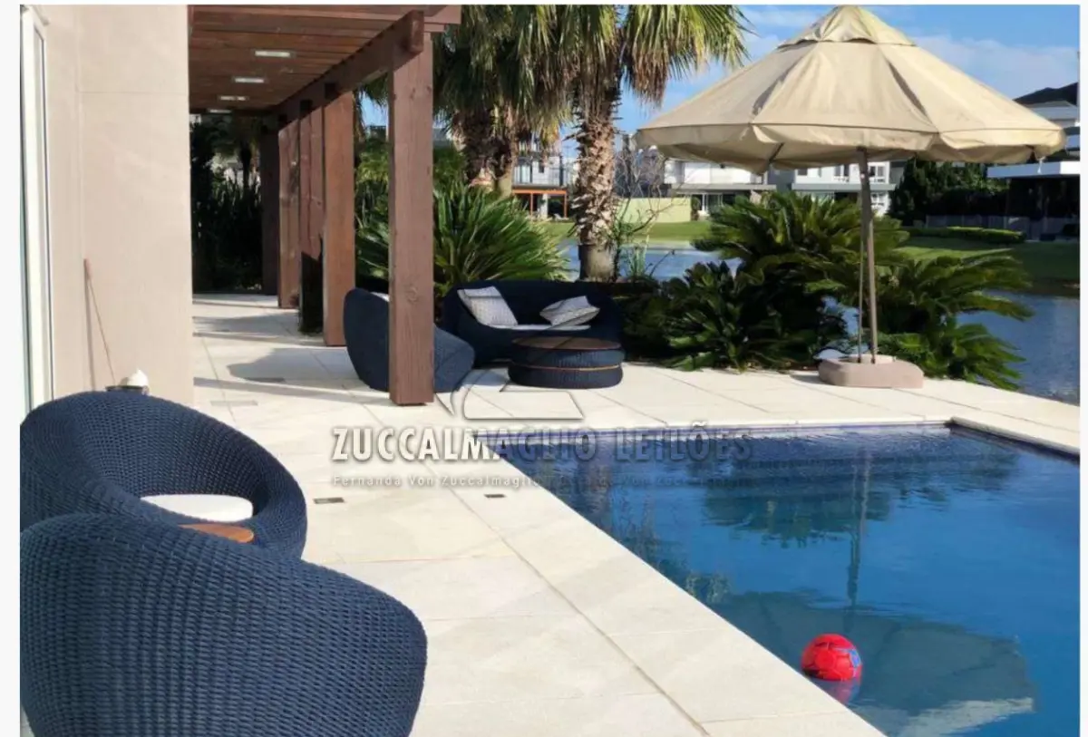 LOTE 001 - residência de alto padrão de luxo  no condomínio Enserada Lagos de Xangri-la , lote E 40 e E 41  com area real privativa de 974,74m2