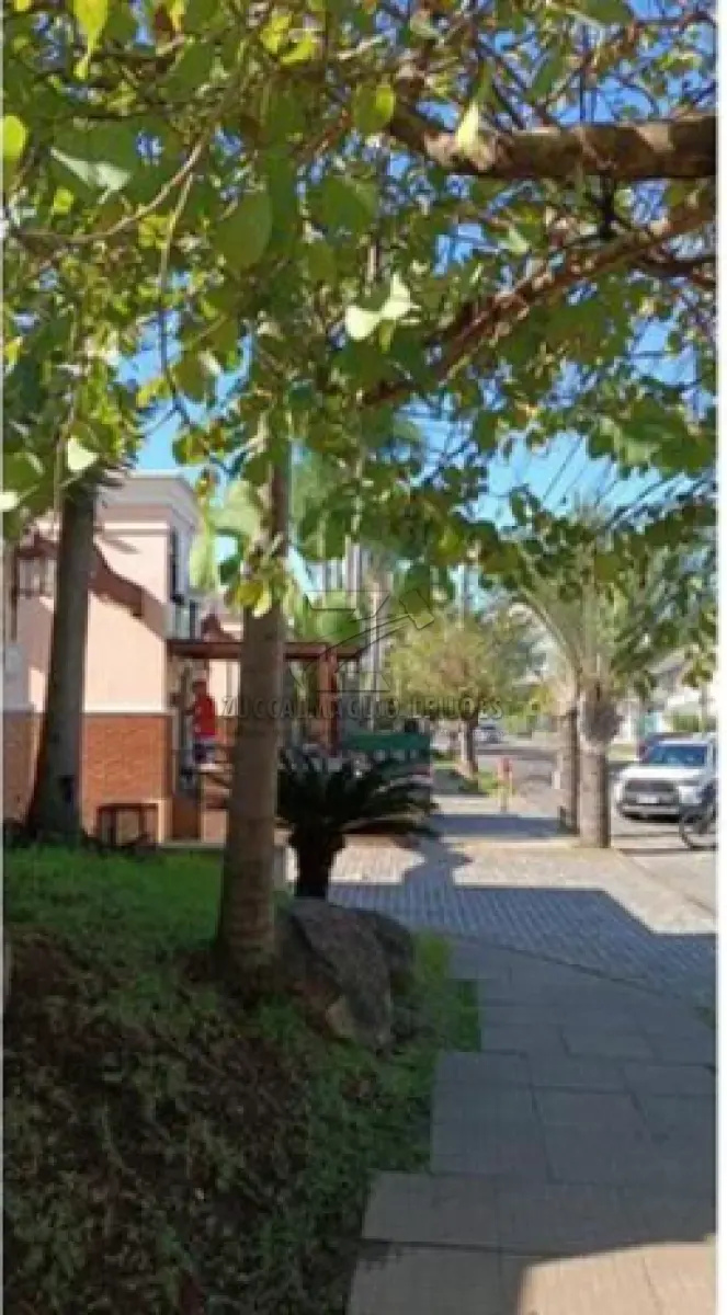 LOTE 002 - RESIDENCIA FAMILIAR COM 206 M2 - PORTO ALEGRE ( 1 suite + 2 dormitorios,  2 salas, garagem 3 carros)s