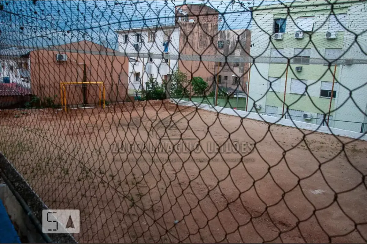 LOTE 001 - apartamento 205, na Rua Ventos do Sul, nr. 185, Bloco A-6, com área privativa de 66,66m2, e área total de 75,43m2, conforme matricula nr. 43259 do RI da 3 Região