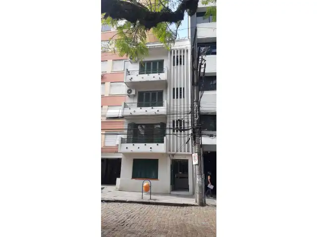 Apartamento desocupado