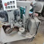 2 (DUAS) MÁQUINAS FRESADORAS CHANFRADEIRAS BAUTEC. ITALIANAS. PRONTAS PARA USO. FAZEM CORTES DAS QUINAS EM ÂNGULOS DE 15 A 60 GRAUS.