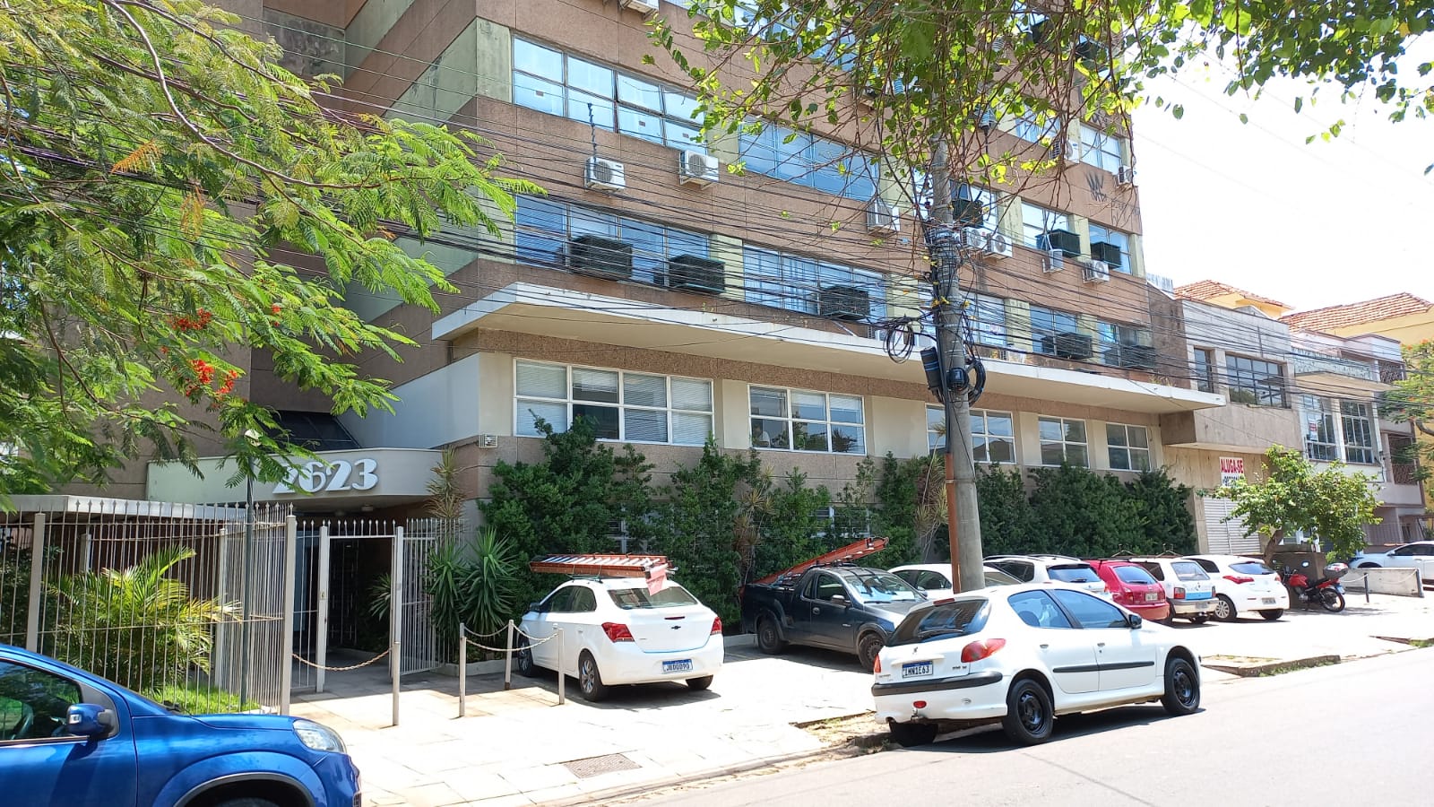 Leilão de otima sala comercial