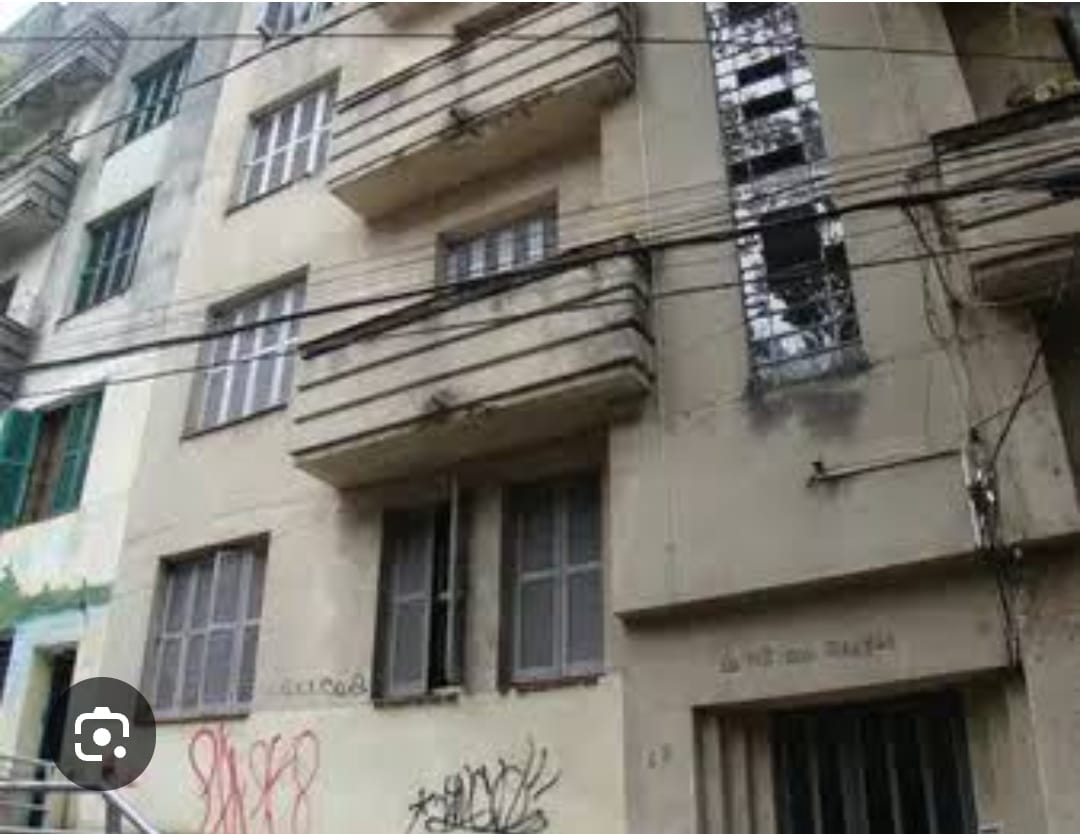 Imagem do imóvel apartamento nr. 05, na Rua Vinte e quatro de Maio, 68, Centro de Porto Alegre, com 33,26m2